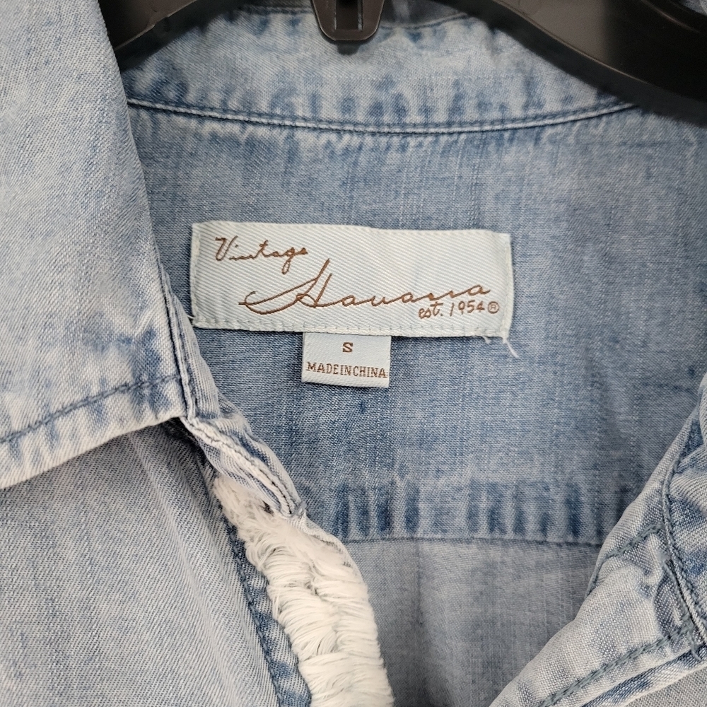 Vintage Havana Light Blue Denim Button Down Shirt Distressed Ragged Oversized - Picture 6 of 9